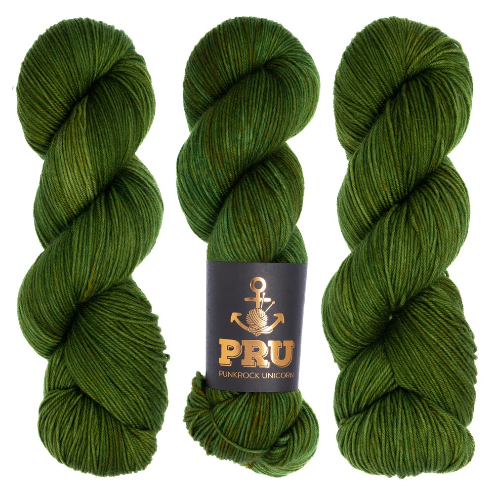 SOUL DK Avocado – PRU YARNS – Handgefärbte Wolle / hand dyed yarn