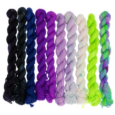 Klappbox-S / Cream – PRU YARNS – Handgefärbte Wolle / hand dyed yarn
